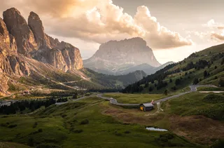 View of a mountain backdrop.