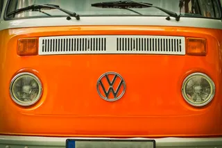 Organgeneer VW Bulli Campervan from the front with old VW logo